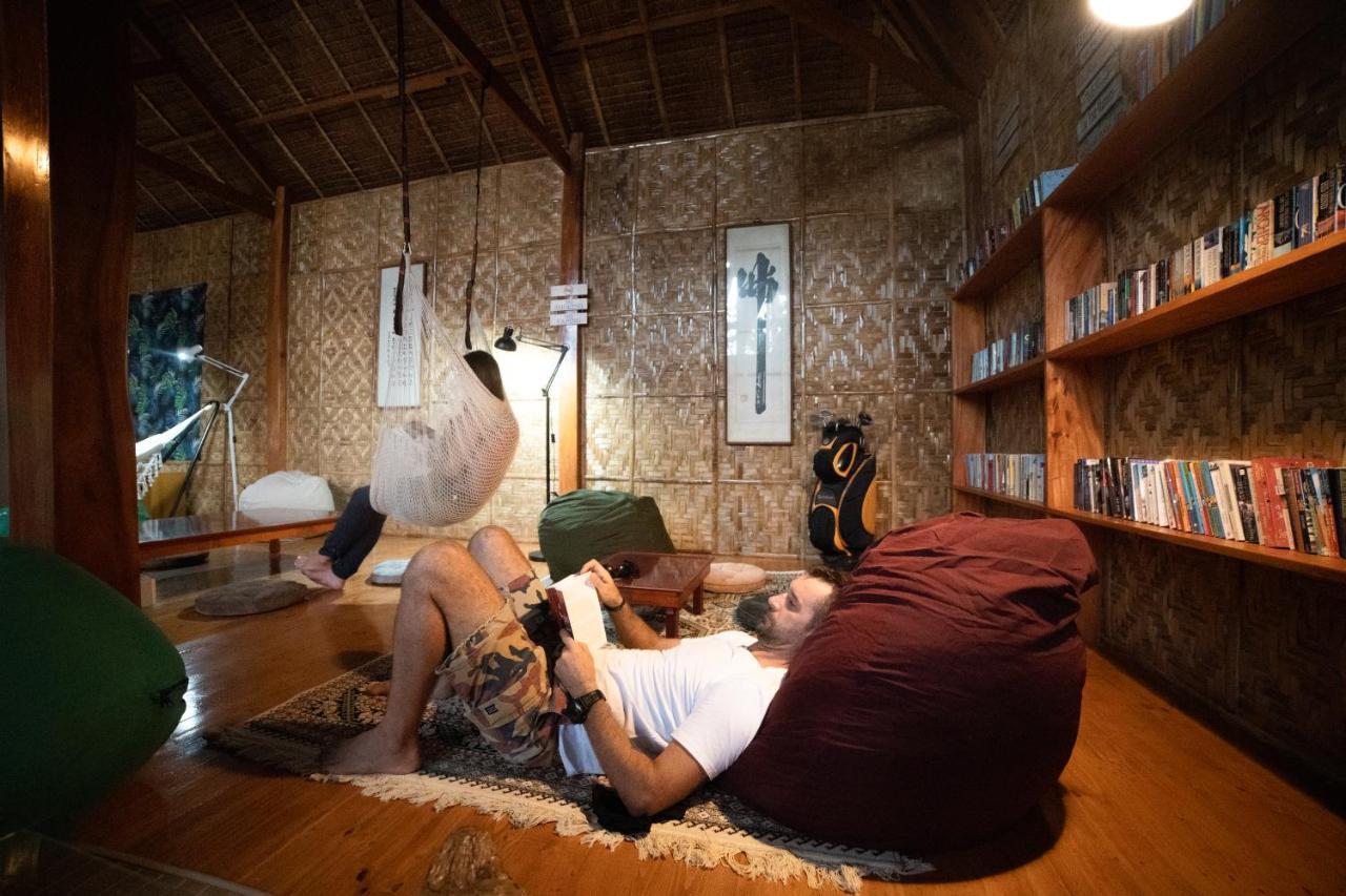 Nautilus Hostel & Hammocks Панглао Екстериор снимка
