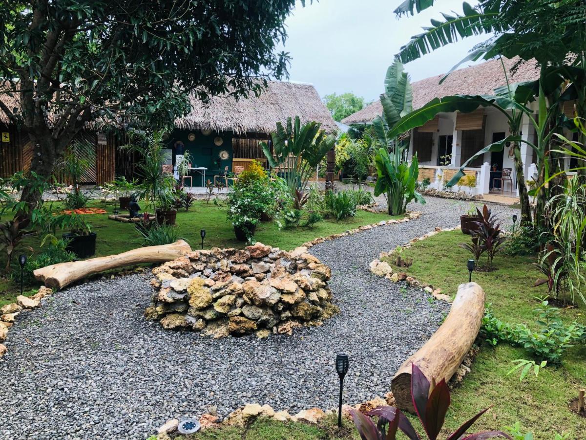 Nautilus Hostel & Hammocks Панглао Екстериор снимка
