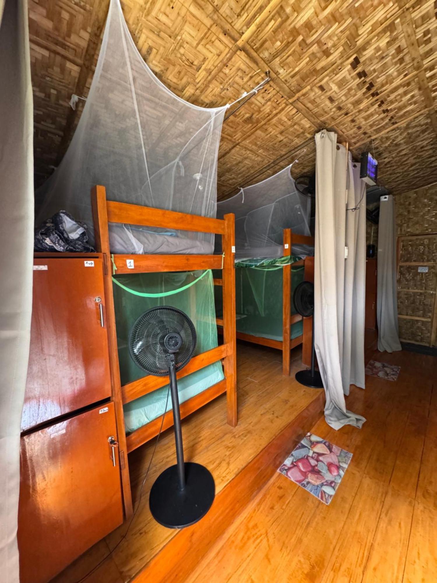 Nautilus Hostel & Hammocks Панглао Екстериор снимка